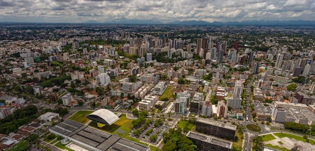 Aluguel de carro em Curitiba e Paraná: Economize muito!