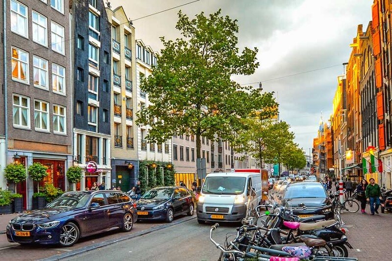 Rua em Amsterdam
