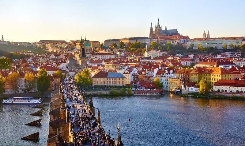 Documentos para alugar um carro em Praga e República Checa