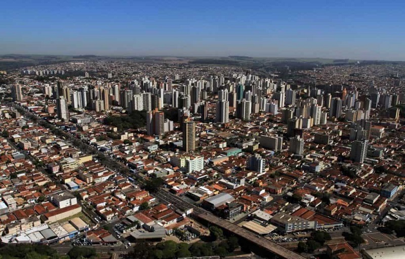 Aluguel de carro em Ribeirão Preto: Economize muito!